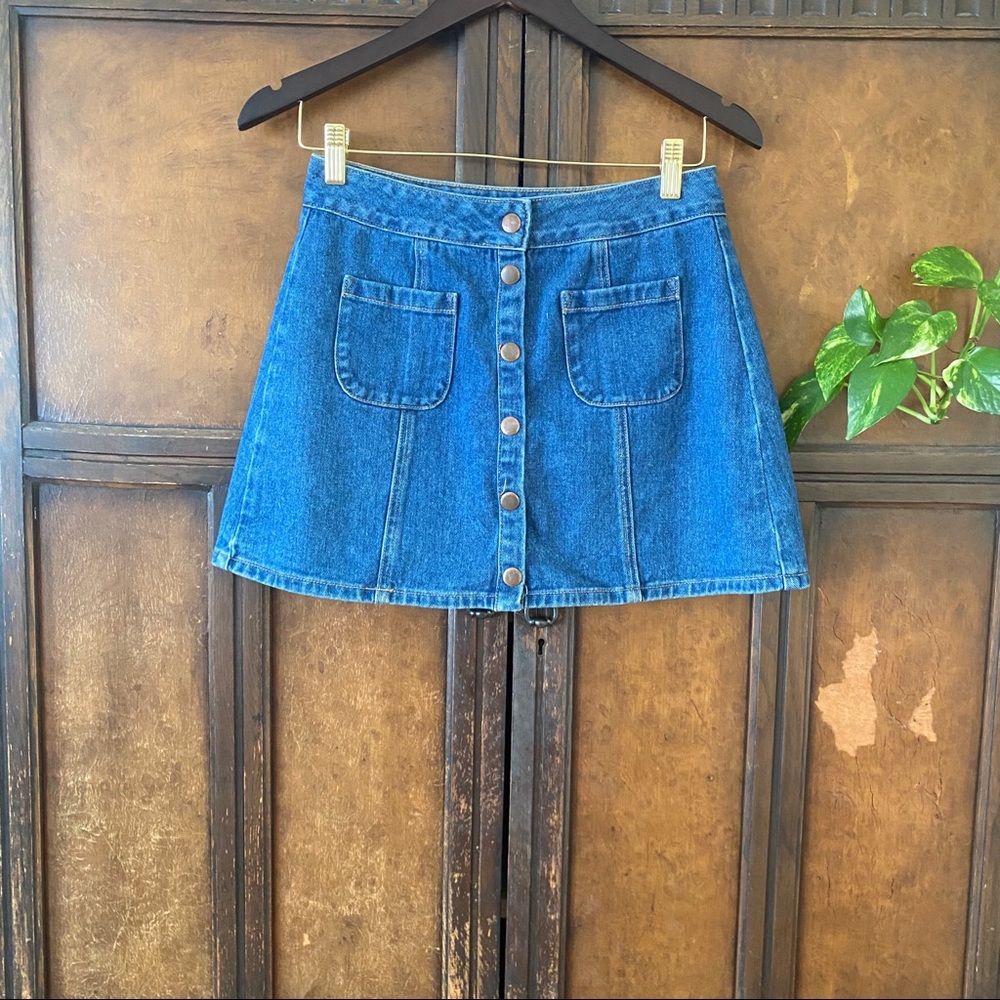 Brandy Melville square front pocket denim skirt 27